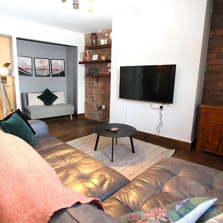 Large New-York Style Penthouse Apartment In Leeds City Centre With Contactless Check In Eksteriør bilde